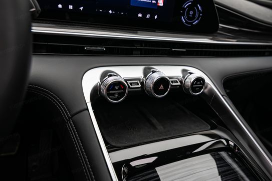 Omoda 9 1.5 Super Hybrid Exclusive AWD