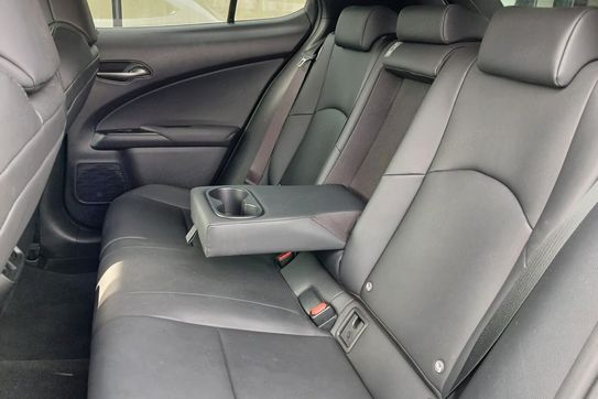 Lexus UX 250h F Impression 2WD