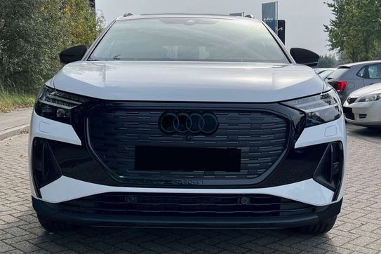Audi Q4 e-tron 45 S Line Edition