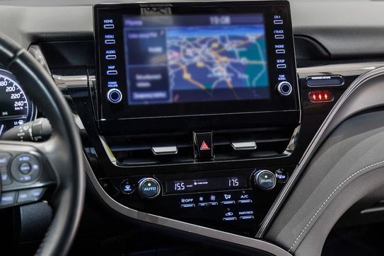 Toyota Camry 2.5 Hybrid Prestige Cvt
