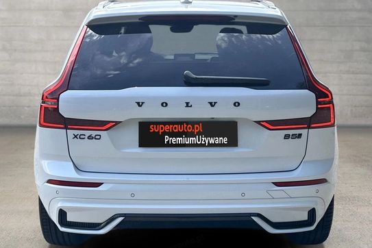 Volvo XC60 B5 B AWD Ultra Black Edition