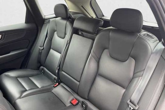 Volvo XC60 B4 B Plus Bright