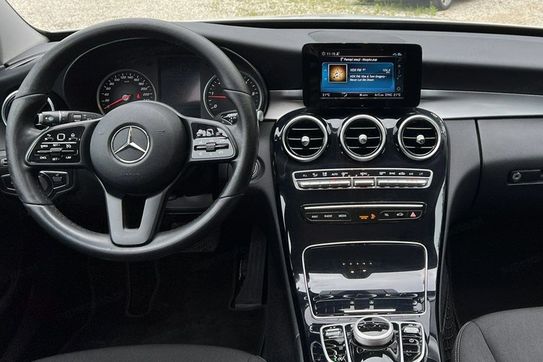 Mercedes Klasa C 220 d 9G-TRONIC