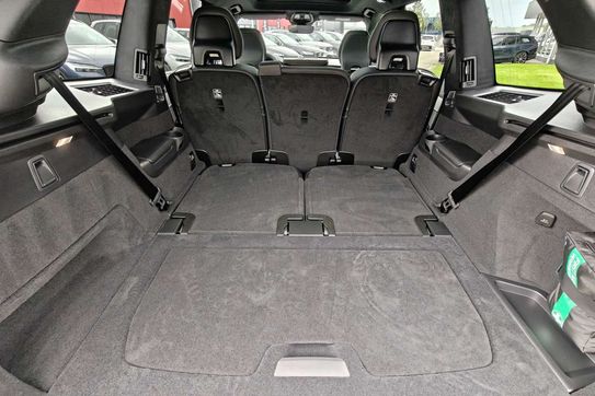 Volvo XC90 B5 AWD Ultra Black Edition