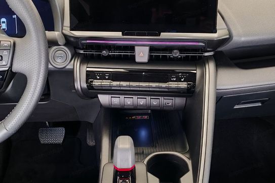 Toyota C-HR GR Sport 2.0 Hybrid Dynamic Force Plug-in