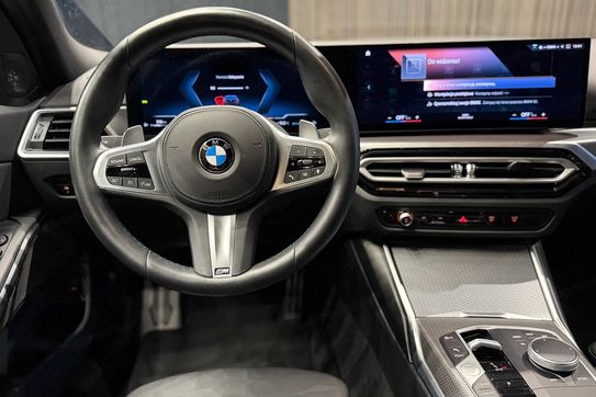 BMW Seria 3 330i xDrive M Sport