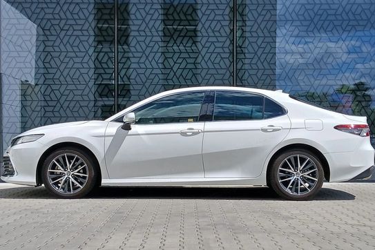Toyota Camry 2.5 Hybrid Executive CVT