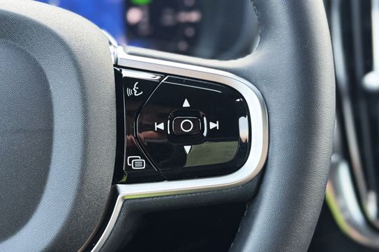 Volvo V90 T6 AWD Plug-In Hybrid Plus Dark aut