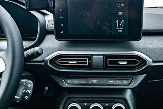 Dacia Jogger Extreme+ 7-miejsc 1.6 Full Hybrid