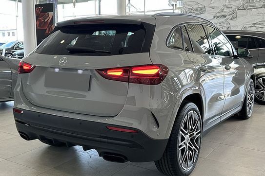 Mercedes GLA 220  4-Matic AMG Line