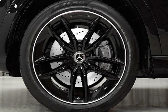 Mercedes GLE 300 d 4-Matic AMG Line