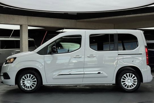 Toyota Proace City Verso 1.5 d-4D Business