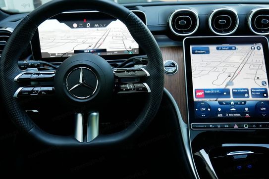 Mercedes Klasa C Kombi 220 d 4MATIC AMG Line
