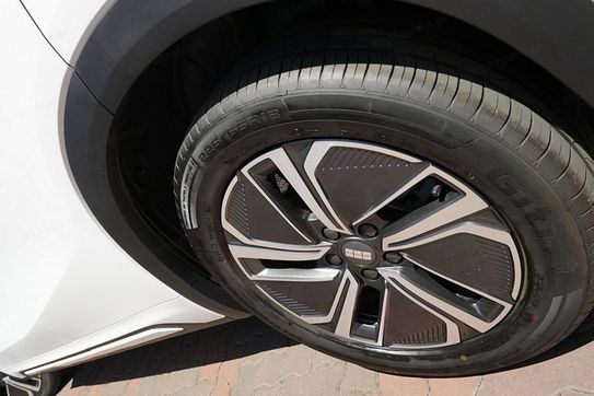 Geely Starray EM-i 1.5 PHEV Pro