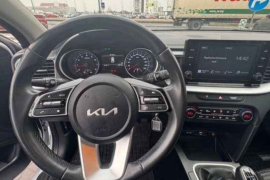 Kia Ceed 1.5 T-GDI M