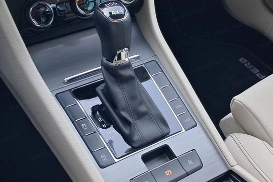 Skoda Superb 2.0 TDI Style DSG