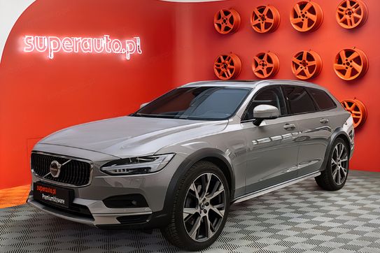 Volvo V90 CC B5 B AWD Plus