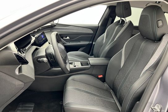 Peugeot 308 Allure 1.6 Hybrid e-EAT8