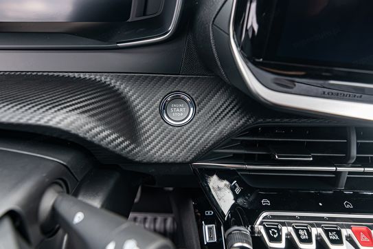 Peugeot 2008 Allure e-DCS 1.2 mHEV