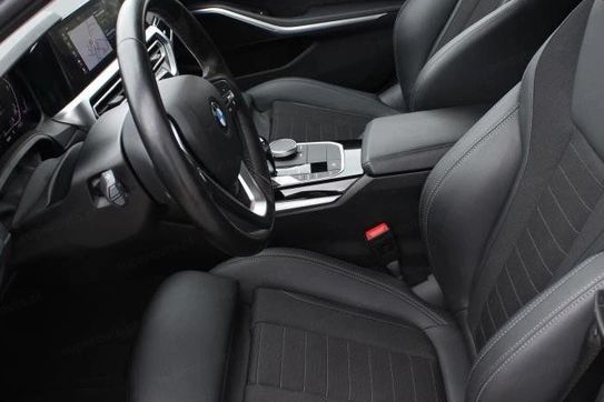 BMW Seria 3 320d xDrive Sport Line aut