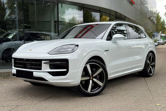 Porsche Cayenne E-Hybrid Black Edition