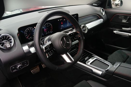 Mercedes GLB 220 4MATIC AMG Line