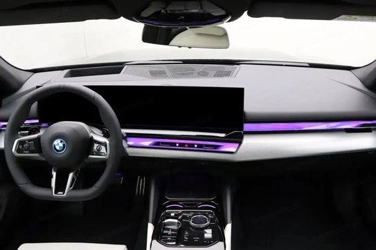 BMW Seria 5 530e xDrive M Sport