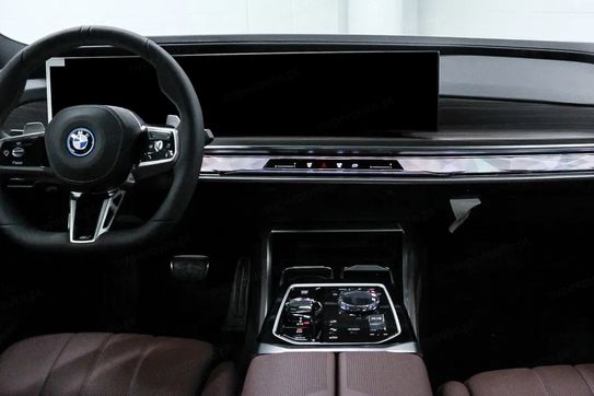 BMW Seria 7 M760e xDrive