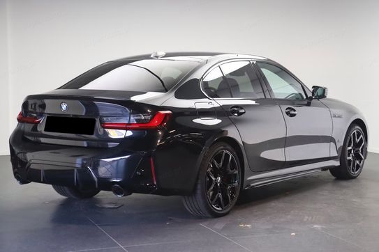 BMW Seria 3 330i xDrive M Sport