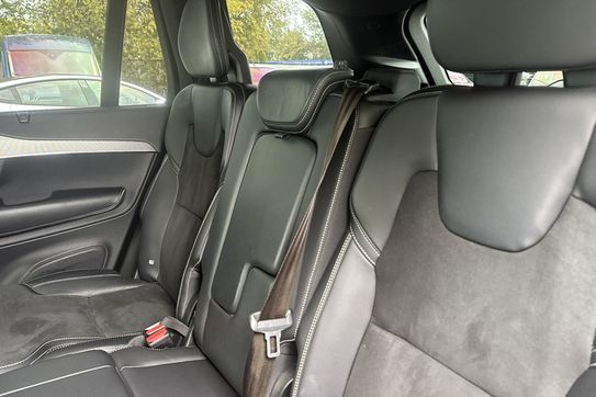 Volvo XC90 B5 D AWD R-Design 7os.