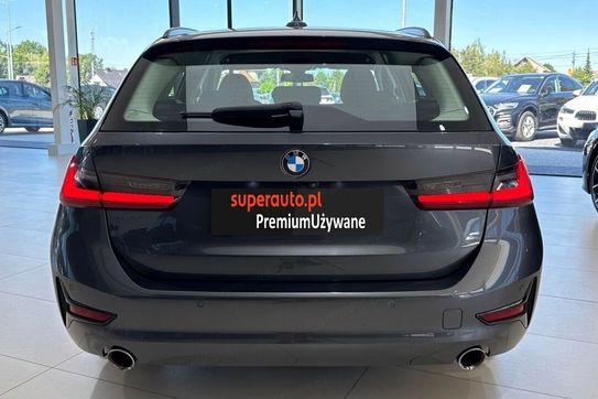 BMW Seria 3 Touring 318i Advantage