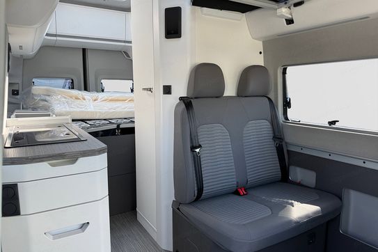 Volkswagen Crafter Grand California AT8