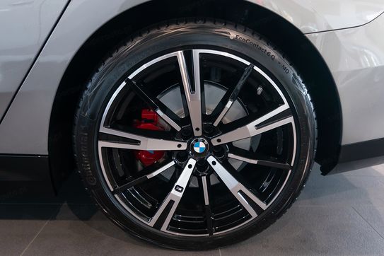 BMW Seria 5 540d xDrive M Sport