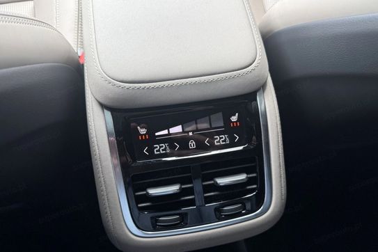 Volvo XC90 B5 B AWD Ultra Bright 7os