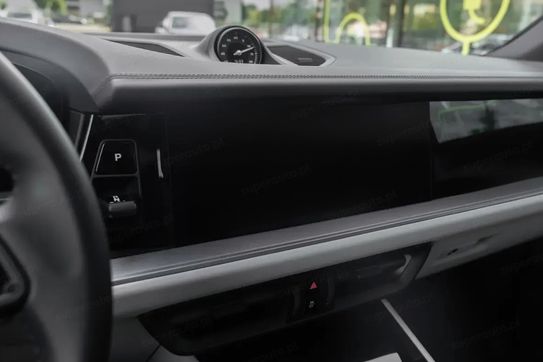 Porsche Cayenne E-Hybrid Black Edition