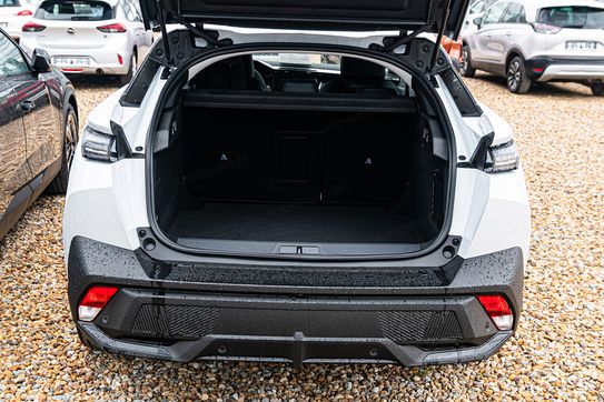 Peugeot 408 Allure e-DCS 1.2 mHEV