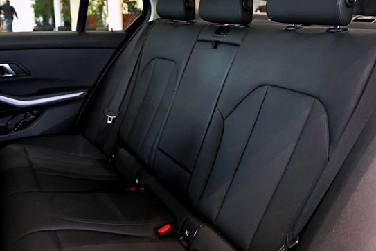 BMW Seria 3 320d Advantage