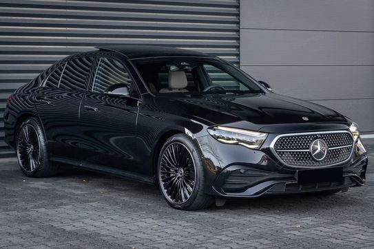 Mercedes E Klasa 220 d 4-Matic AMG