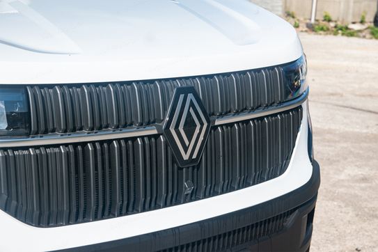 Renault Master L3 Kontener 8EP