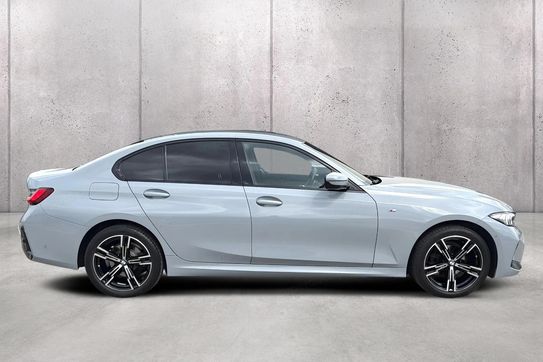 BMW Seria 3 318i M Sport aut