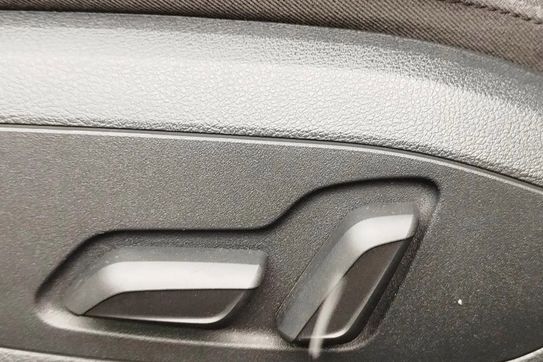 Audi A4 40 TDI Advanced S tronic