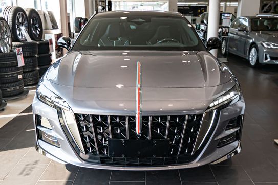 Hongqi H6 2.0T Deluxe DSG