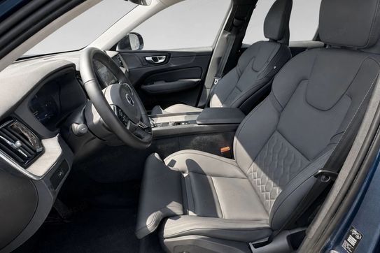 Volvo XC60 B5 B AWD Plus Dark
