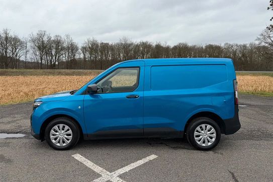 Ford Transit Courier Trend L1H1 A7