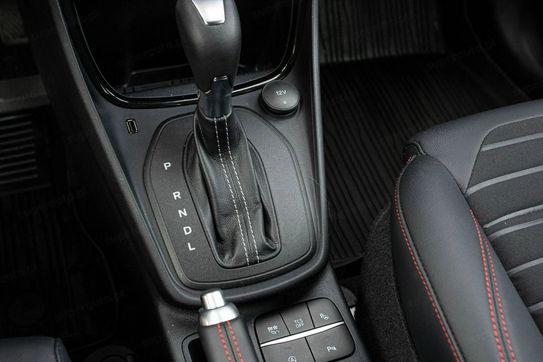 Ford Puma 1.0 EcoBoost mHEV ST-Line X DCT