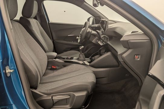 Peugeot 2008 ALLURE 1.2 PureTech