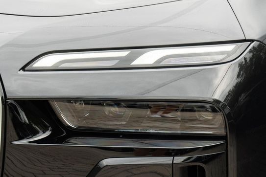 BMW Seria 7 740d xDrive M Sport