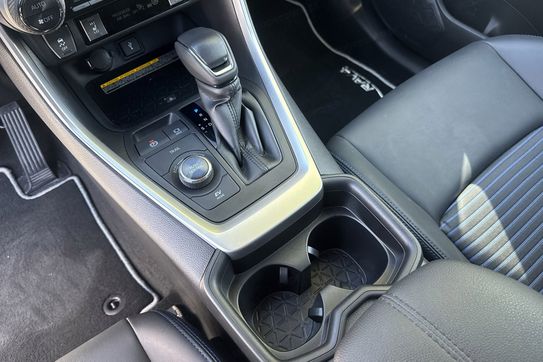 Toyota RAV4 Selection 2.5 Hybrid  4x4