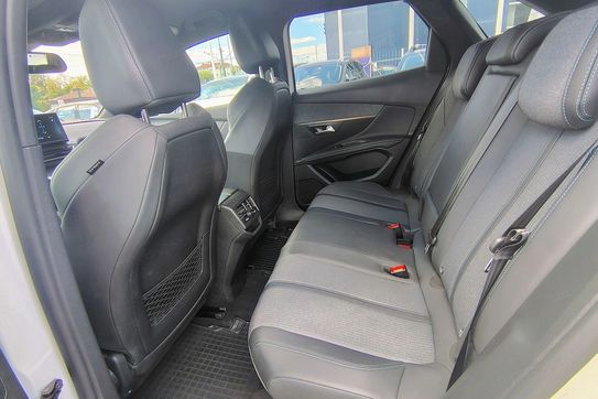 Peugeot 3008 1.2 Puretech Active Pack S&S EAT8