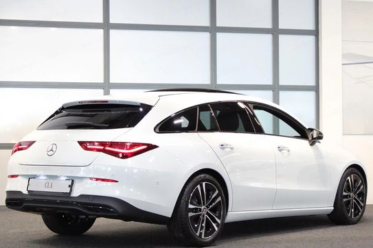 Mercedes CLA 180 Progressive Shooting Brake